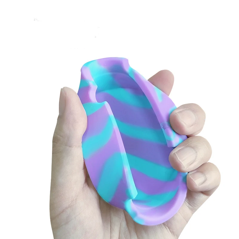 Eco-Friendly Silicone Soft Round Ashtray Ash Tray Case Luminous Portable Fluorescent Anti-Scalding Cigarette Holder portable ashtray cigarettes ashtray silicone ashtray