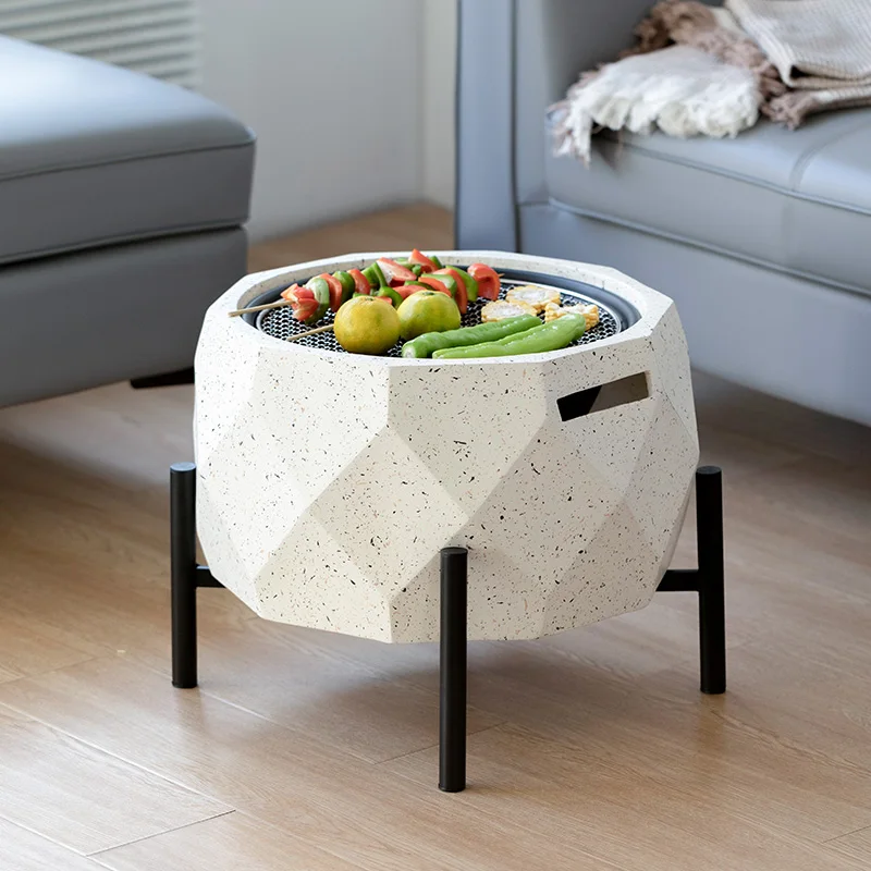 

Outdoor barbecue stove