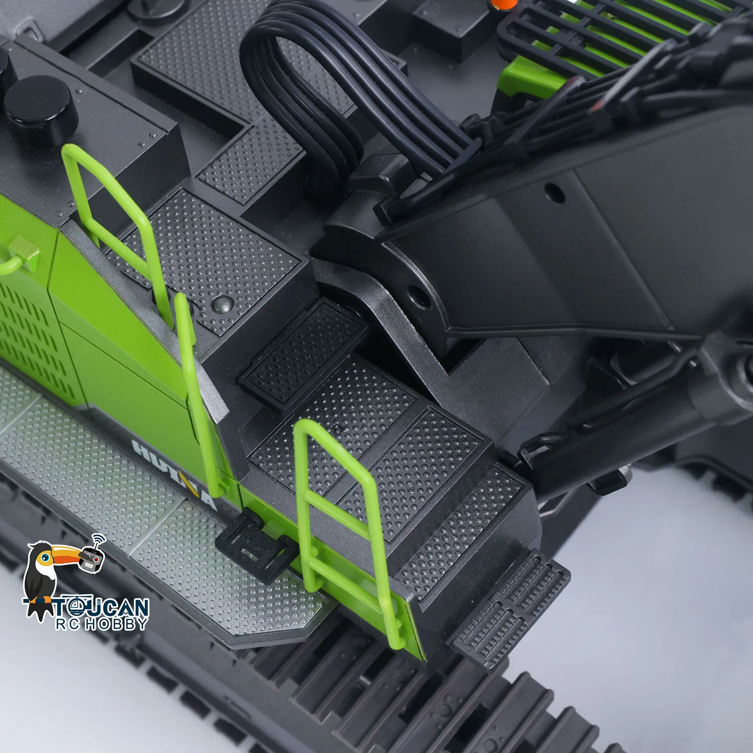 HUINA 1593 1/14 2,4G RC Bagger 593 28CH Rotierender Legierungs-Bagger mit Licht und Sound Ferngesteuerter LKW Elektrisches RC-Spielzeugmodell Geschenke – Detail 24