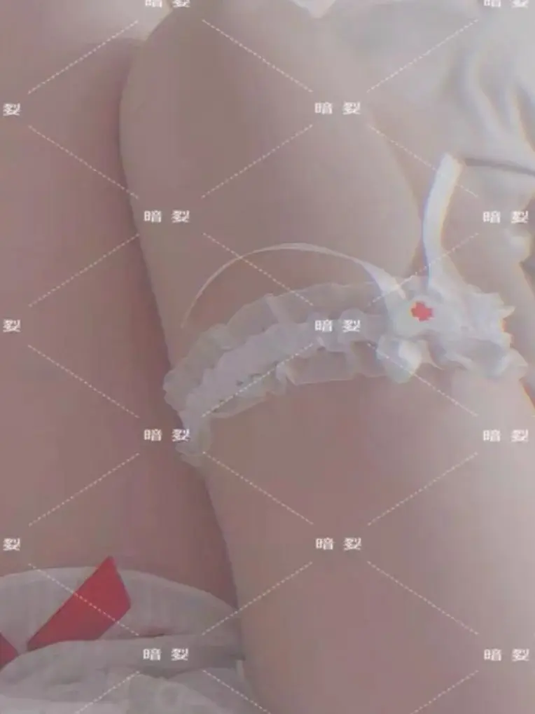 Spitzen-Beinring im japanischen Stil, süßes süßes Lolita Cross Nurse Cosplay-Beinband – Detail 1