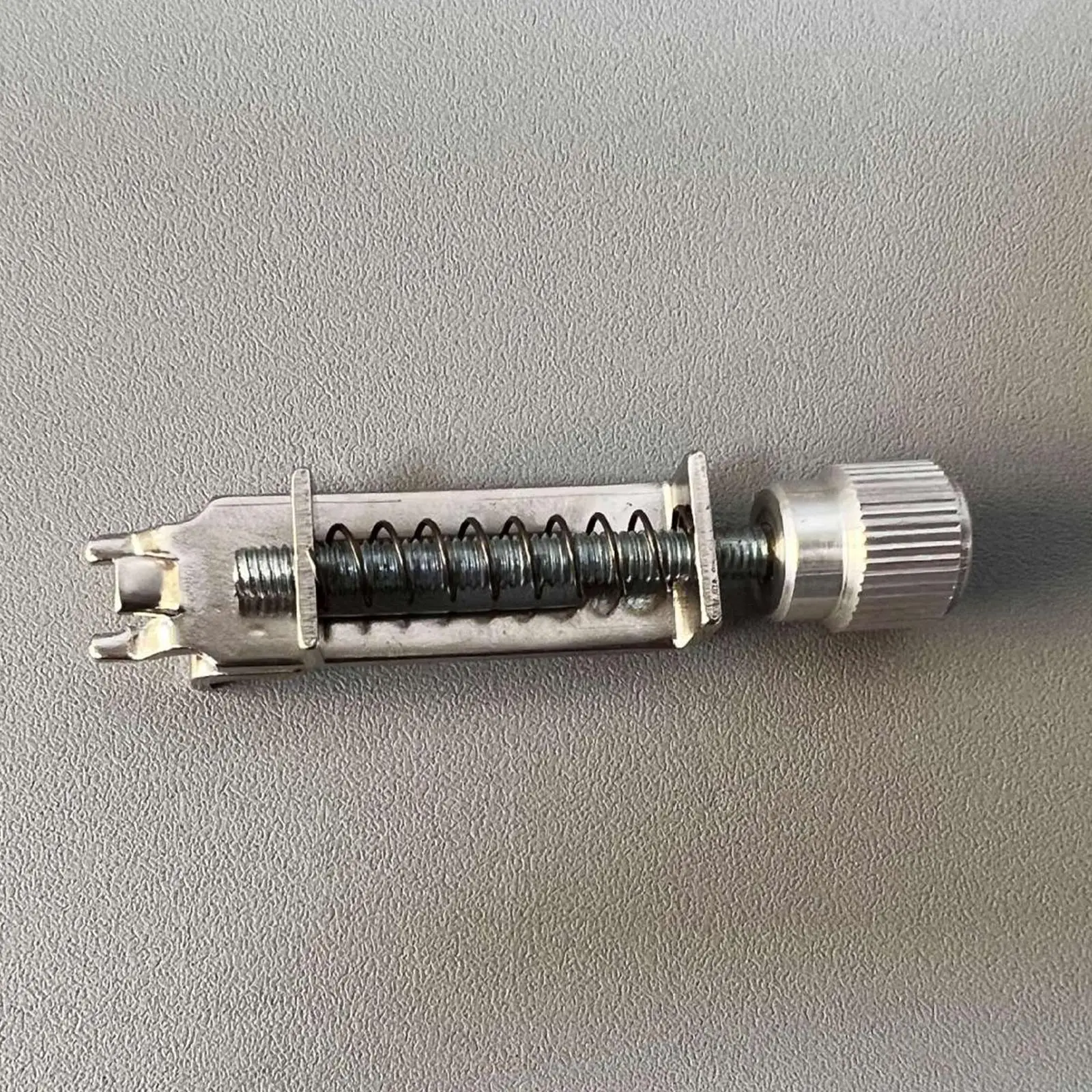 Strumento di sintonia nessuna chiave necessaria attrezzatura per parti di riparazione facile da usare forniture di ricambio strumento di intonazione del sistema Tremolo per chitarra elettrica - Image 5