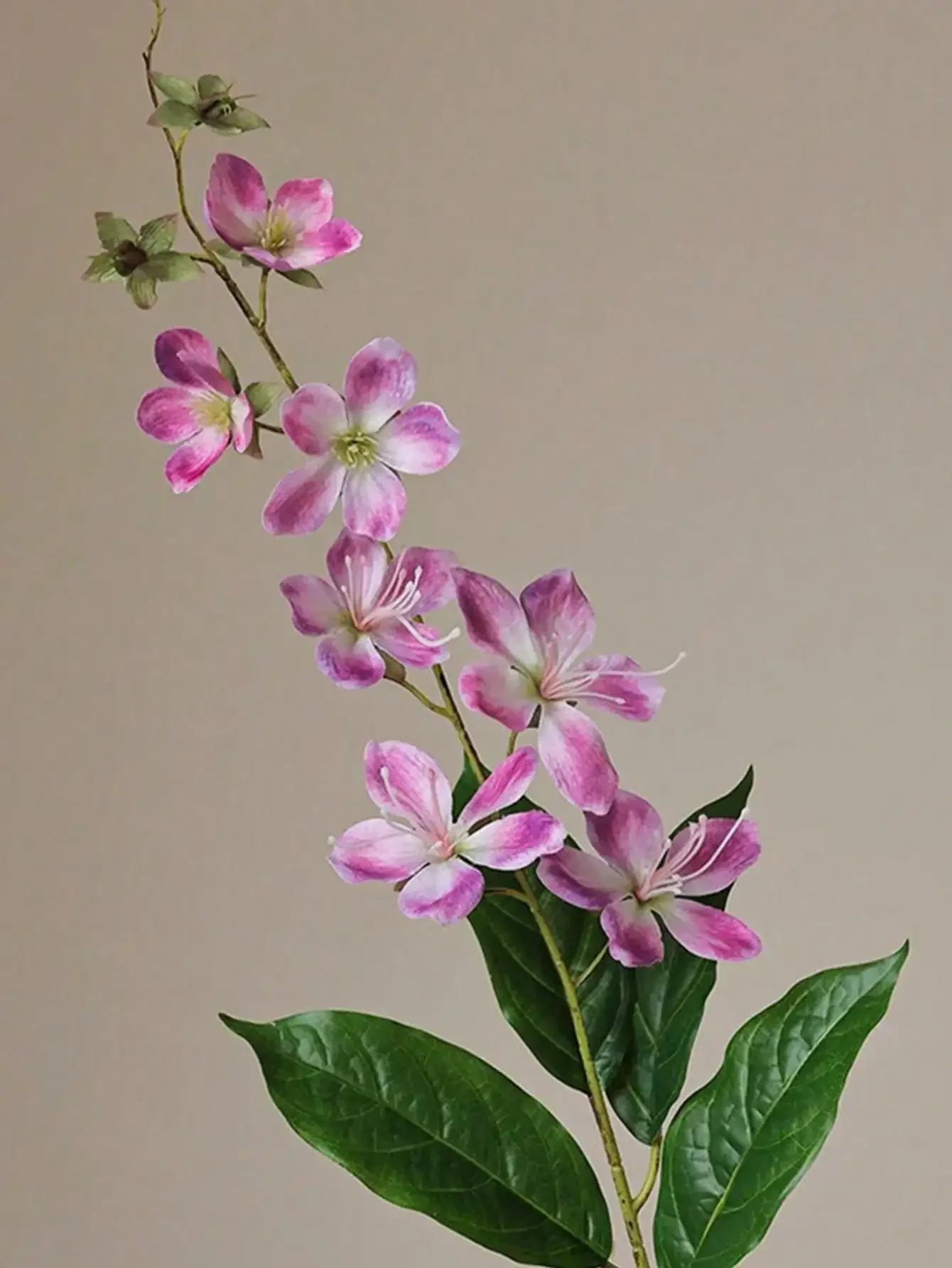 1/2 Stück künstliche Jasmin-Hängeblumen, dekorative Kunst, künstliche Seidenblumen, Hängedekoration für Hochzeitsdekoration, Heimbalkon – Detail 6