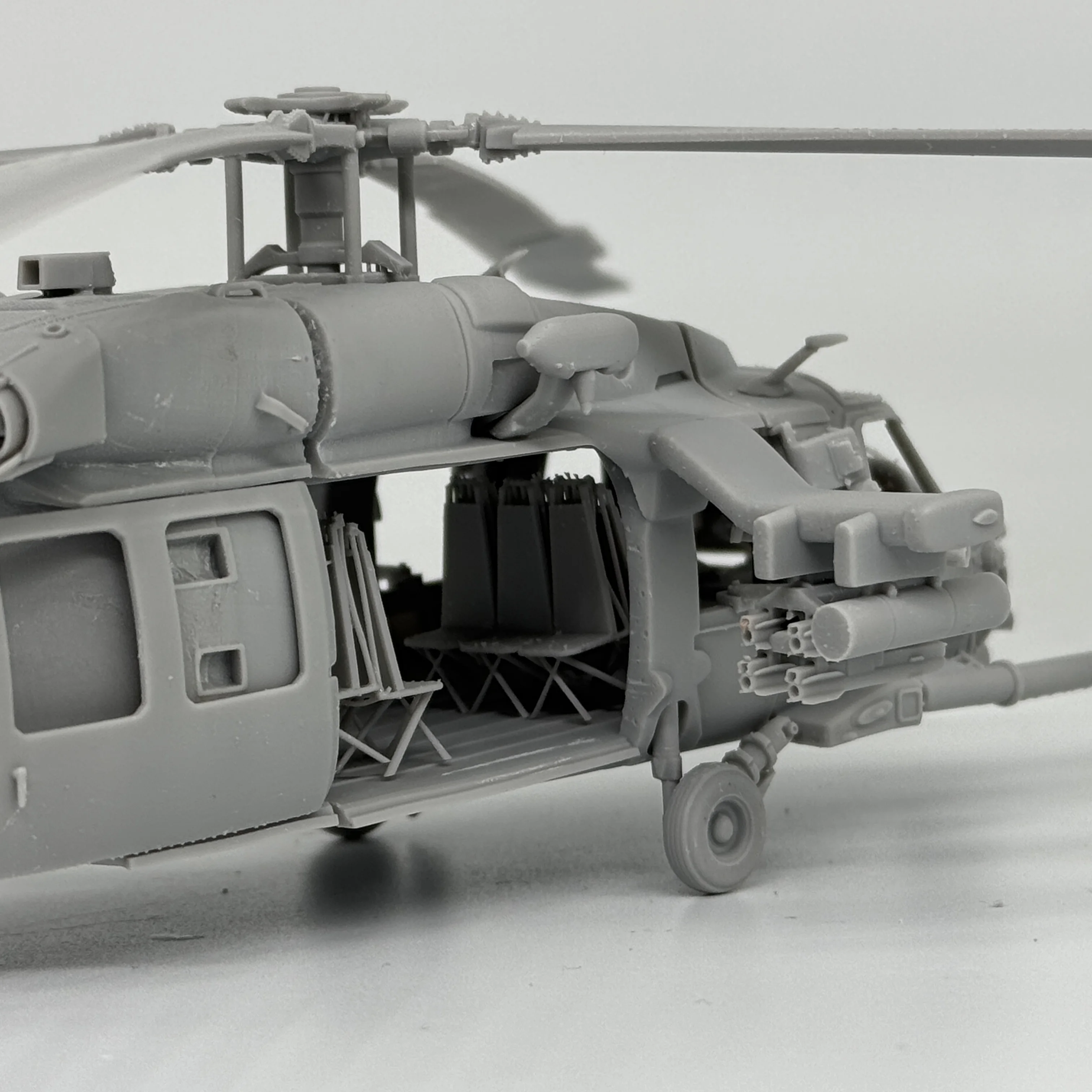 MH-60 \"Black Hawk\" プラモデル MH-60L BLACK HAWK HELICOPTER 1/72 DIE CAST MODEL Panzerkampf