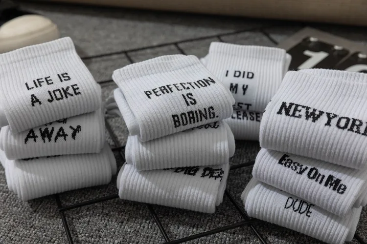Neue Frauen Buchstaben Socken Straßen sport Basketball Hip Hop Männer Unisex Sokken weiße Baumwolle Socken Mode – Detail 6