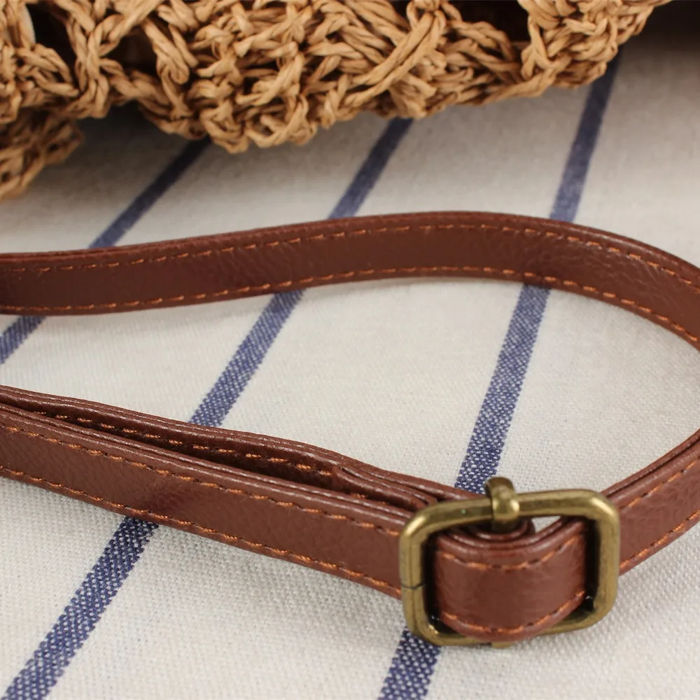 New Hollow Bucket Hand-woven  Shoulder Beach Bag Seaside Resort Straw  Women's Bag