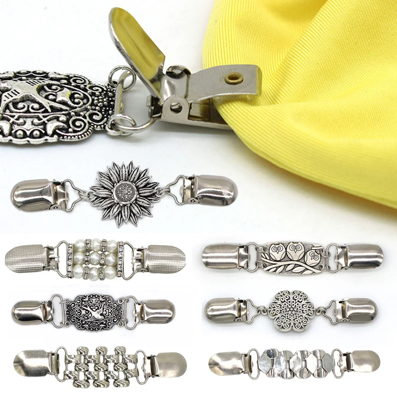 

Rhinestone Cardigan Shawl Clip Women Vintage Sweater Scarf Buckle Shirt Collar Clips Crystal Animal Brooch Retro Duck Clip Clasp