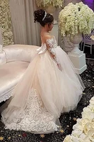 Robe de fille de fleur avec broderie de dentelle et robe de train traînante pour enfants à manches longues en tulle 2