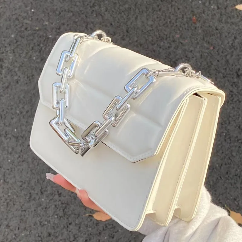 White Chain Grid Embossed Shoulder Bags Women Minimalist Leather Large Capacity Handbag Ladies Luxury Design Crossbody Bag 2025