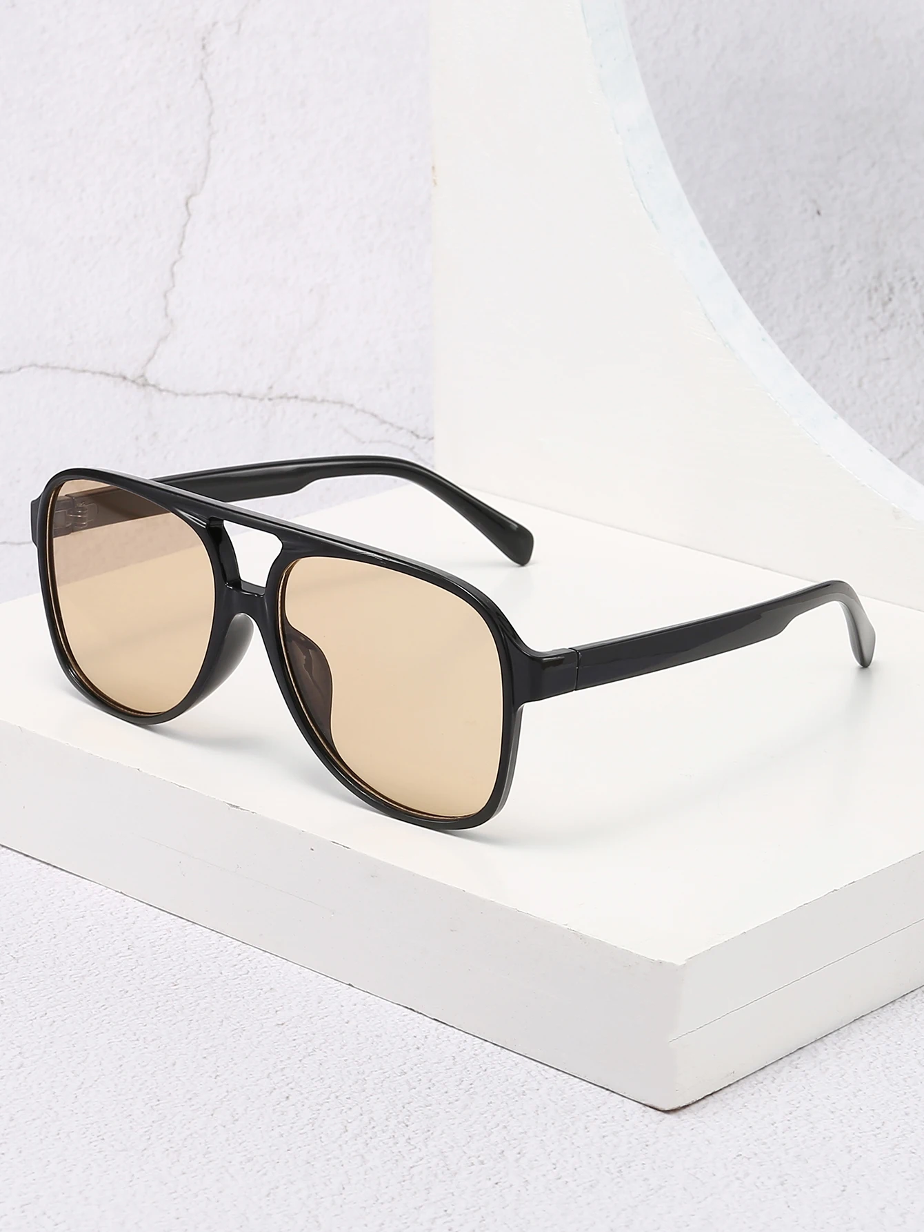 Vintage Chic Double-Beam Retro Square Aviator Sunglasses