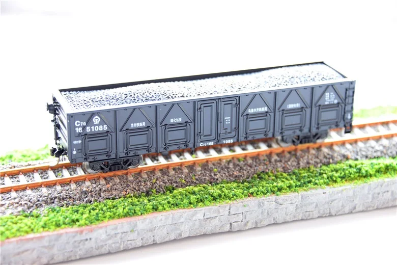 Fenteer 1/87 HO Scale Freight Car Train Railway Carriages Model Compartment Car Toy E 