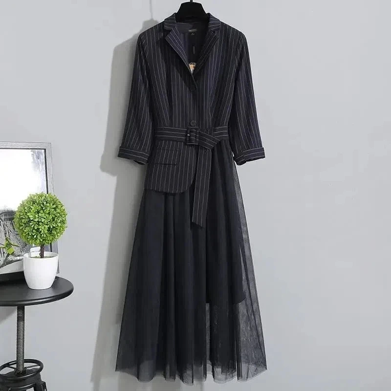 Сетчатое строченное платье в простом стиле, новинка 2022, осенняя женская одежда большого размера, закрывает живот и сокращает возраст, оставляет две юбки