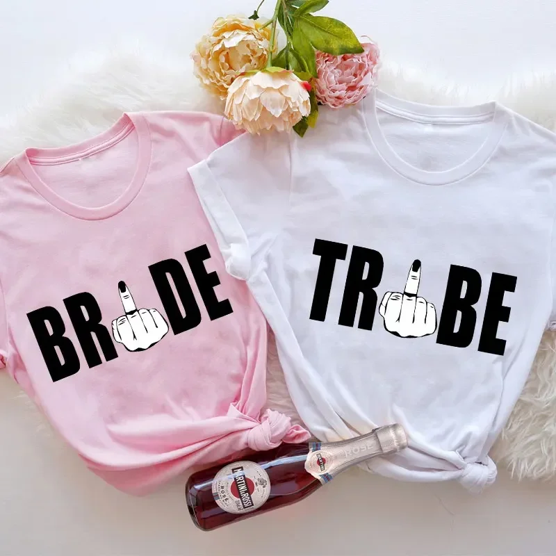 

Bachelorette Hen Party Tshirt Women Evjf Tops Team Bride T-Shirt Fashion Short Sleeved Shirt Friends Bridal Shower Wedding Tees