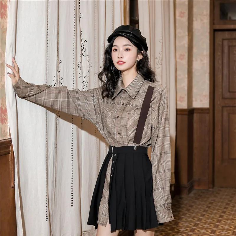 

Stitching Plaid Two-piece Women's Strap Shirt Retro Long Sleeve Black Girdle Pleated Skirt Western Style Dress Women's New Suit