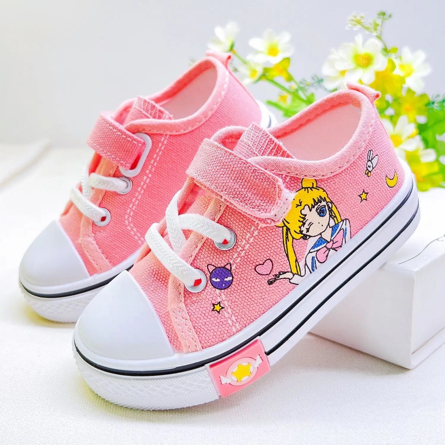 Pooh Girls Canvas Shoes New Baby Cute Cartoon Princess Scarpe Da Uomo Casual Traspiranti Fondo Morbido Scarpe Da Tavola Per Studenti Antiscivolo