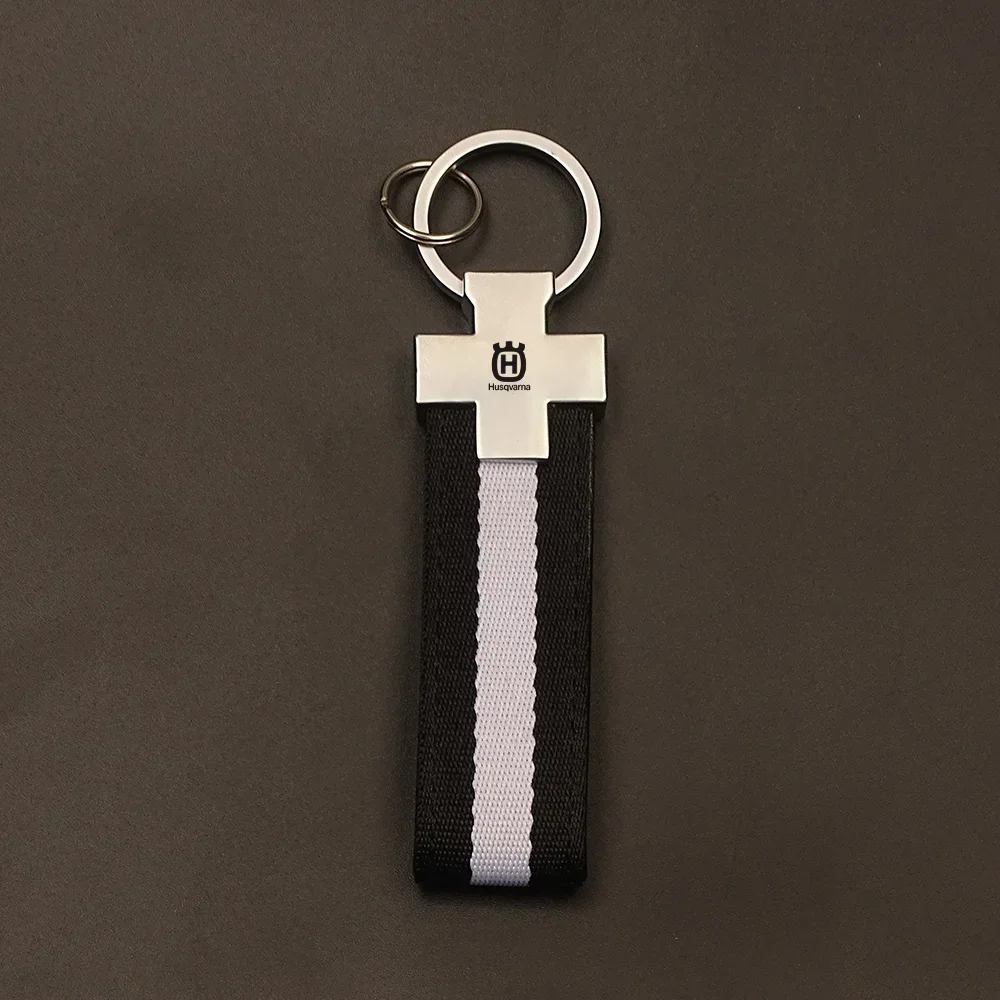 Motorcycle Austria flag keyring Metal leather webbing Cross Scooter keychain For Husqvarna Vitpilen 710 FE 250 449 WR300 TE300