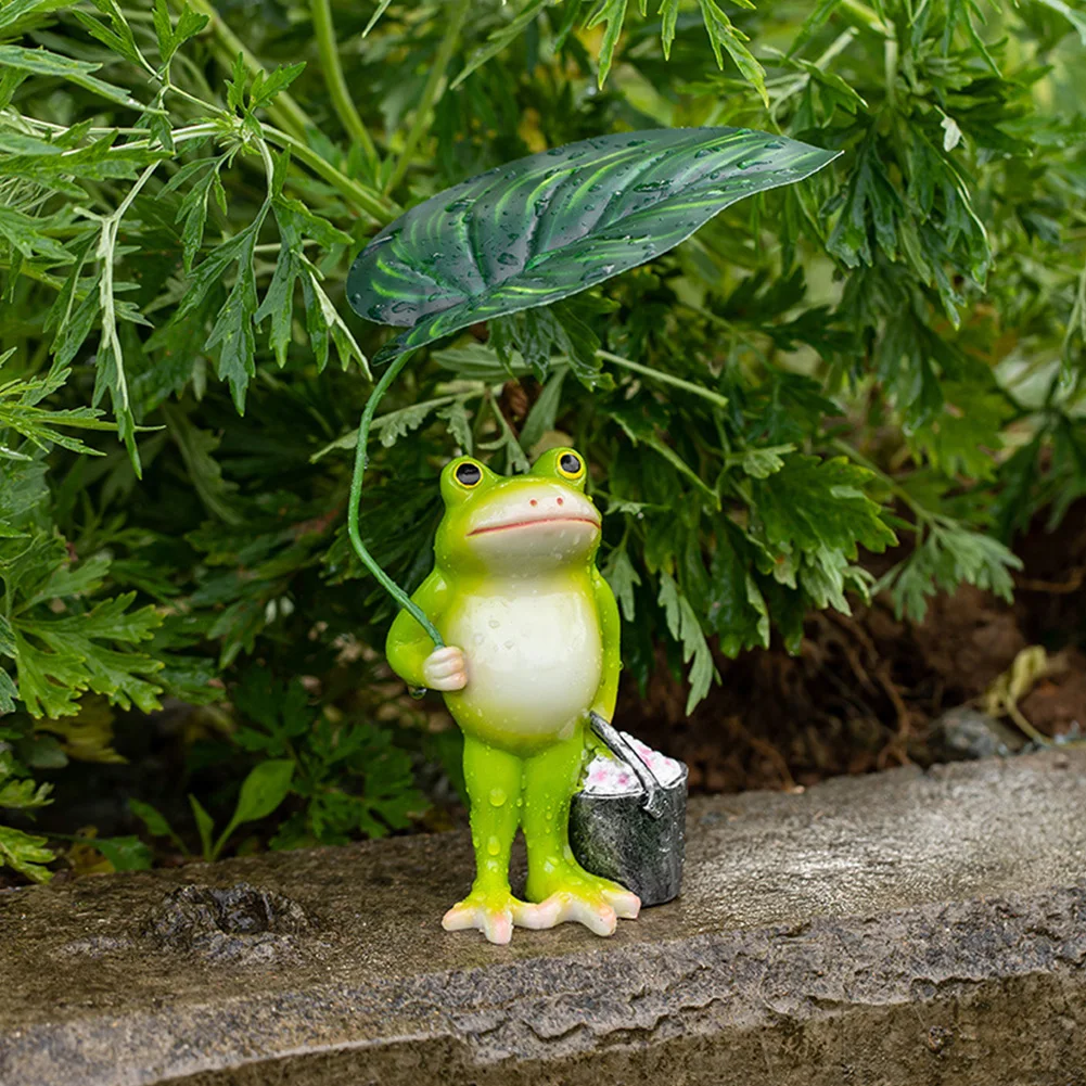 Frog Garden Statue Resin Frog Ornament Animal Sculpture for Garden Yard Patio Fairy Garden Accessories