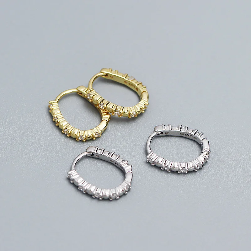 Рисунок 2 - Женские серьги в форме буквы U