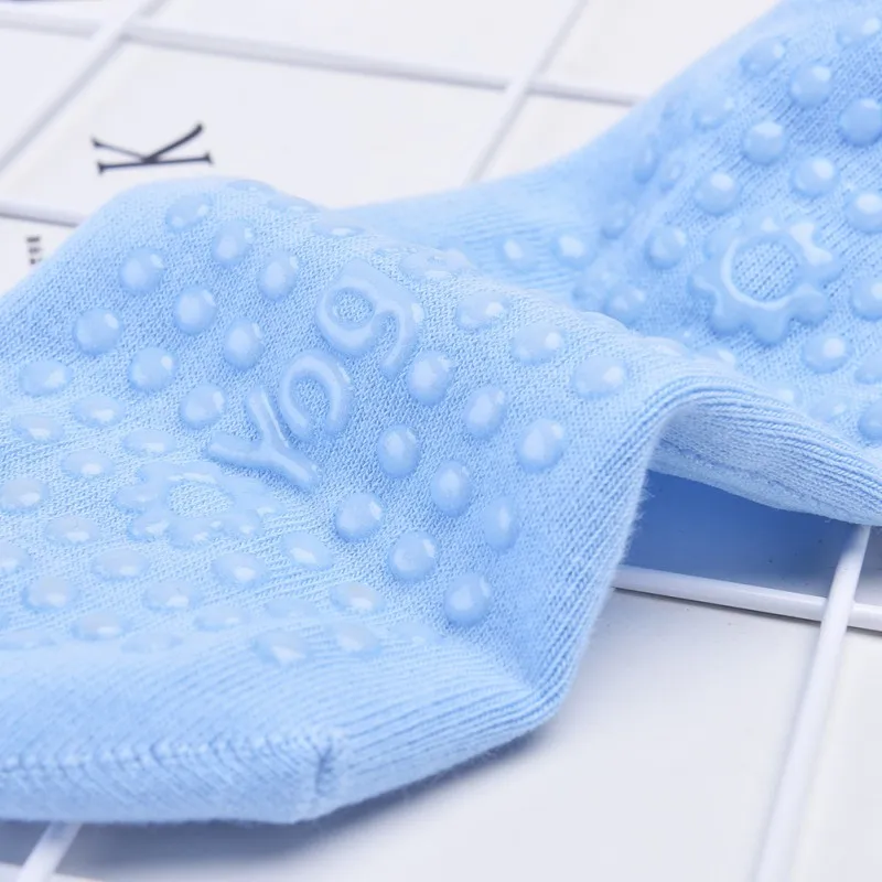 Description Picture 3 of itemYoga Socks Combed Cotton Yoga Socks Female Yoga Sports Dance Halter Professional Non-slip Pilates Fitness