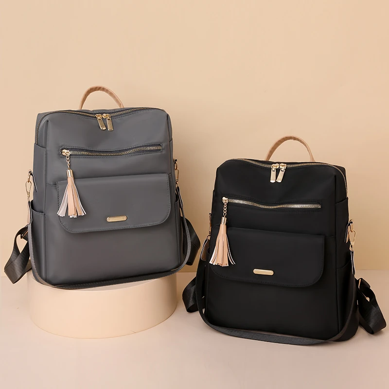 Fashionable women's backpack, adjustable shoulder straps, zipper closure, polyester lining, suitable for various occasions, mult