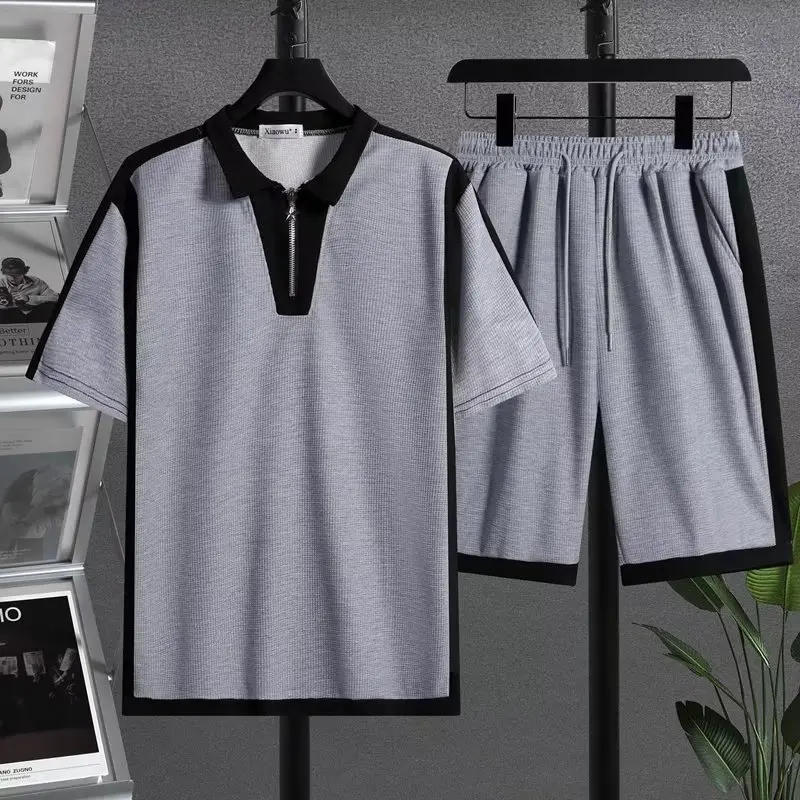 

Summer Men Patchwork Tracksuit Set Casual Loose Male Short Sleeved T-shirt and Shorts Two Piece Sets Fashion Leisure Men Clothes