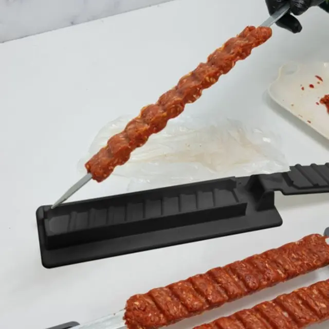 Nyárs A Barbecue Bbq Szerszámokhoz Újrahasznosítható Húsok Kebab Készítő Grill Kézikönyv Kabob Penész Kézzel Készített Török ​​Kebab Sor - Image 6