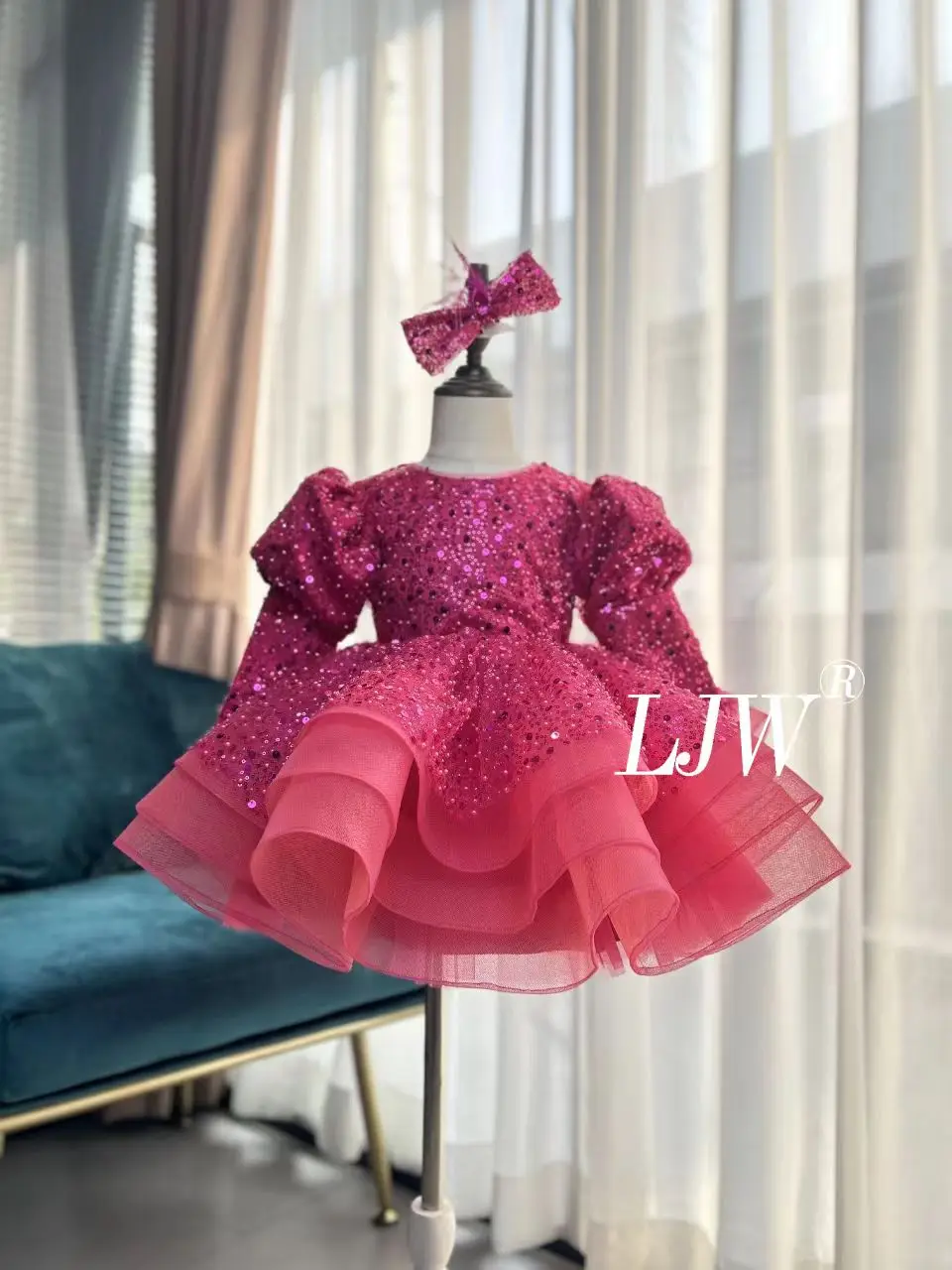 chinese dress ladies Amazon.com: IMEKIS Boho Rainbow First Birthday Outfit Girl Baby Fall Winter 1st  Birthday Dress Toddler Long Sleeve Romper Tutu Skirt with Diaper Covers  Photoshoot Bohemian Party Boho Dusty Pink One 1T: Clothing, main image 0