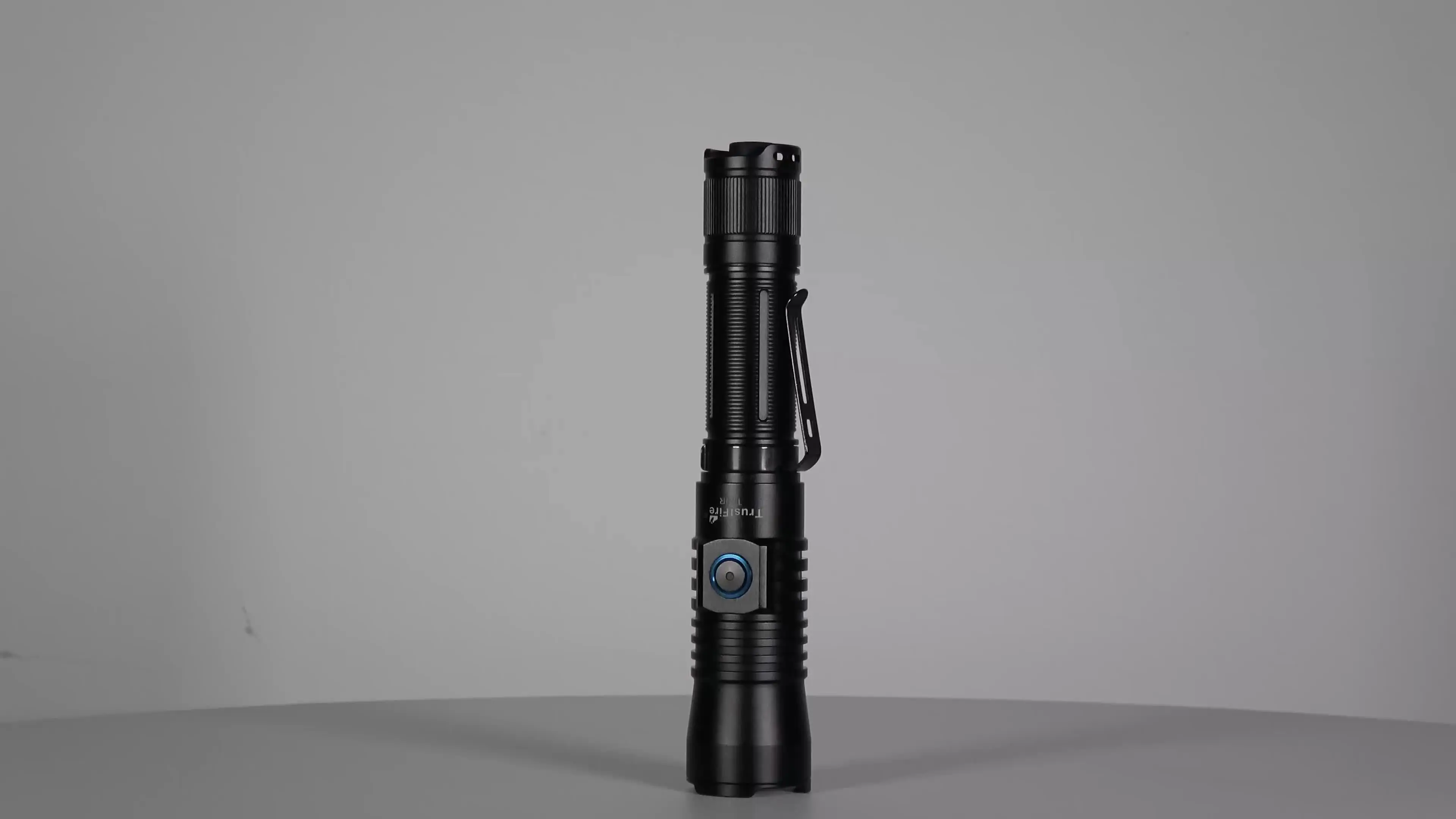 Ustatfire-戦術的な懐中電灯t30r,460ルーメン,高出力,1100m,USB充電式