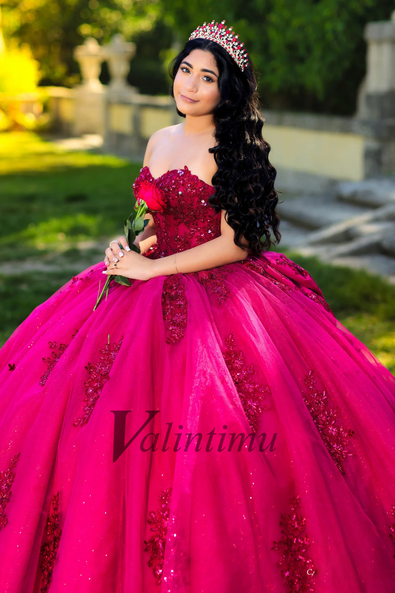 Valintimu Graceful Ball Gown Quinceanera Dressrd for Girls Sweetheart Appliques Sequined Vestidos De 15 Anos Customized