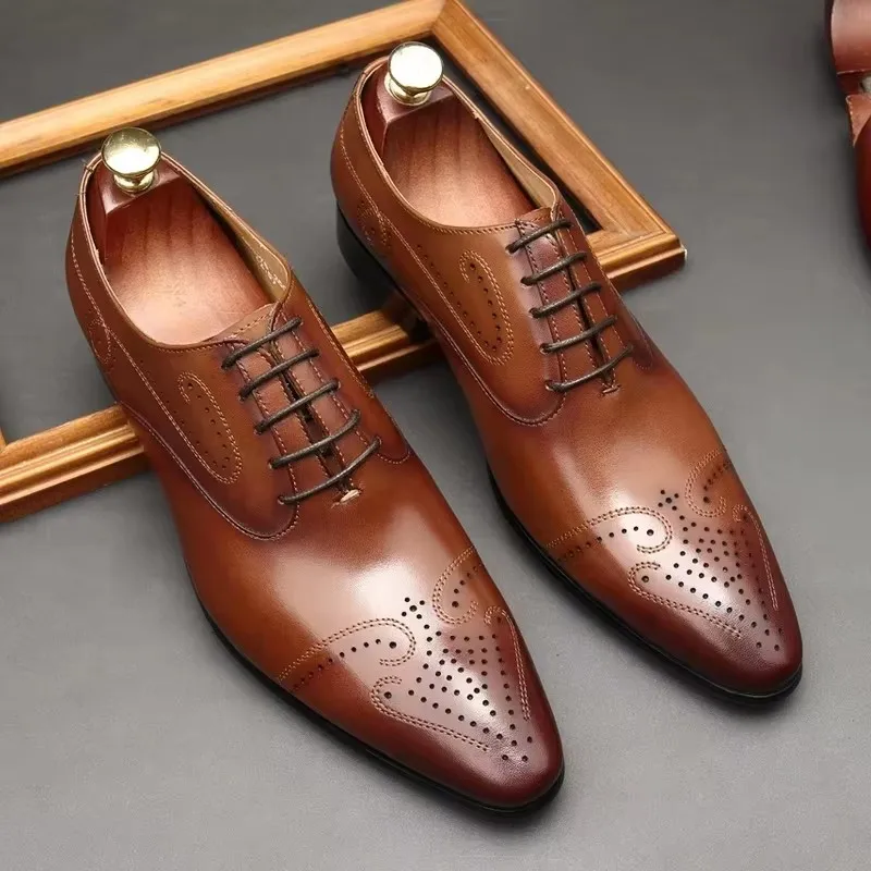 Bullock men's shoes, lace ups, carved leather. Formal wedding, dress code. Size 46