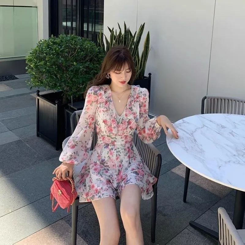 Elegant V-Neck Long Sleeve Jumpsuit with Frilly Hem and Floral Print for Women in 2024 Spring and Summer