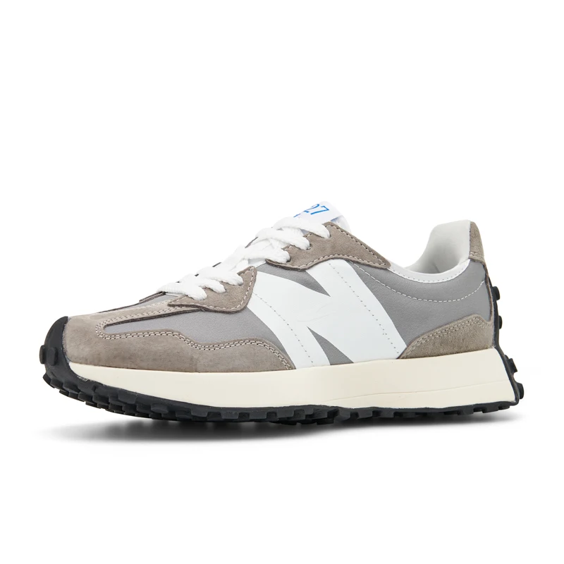 احمام إلى الأحذية الطازجة: أحذية رياضية عصرية للرج...