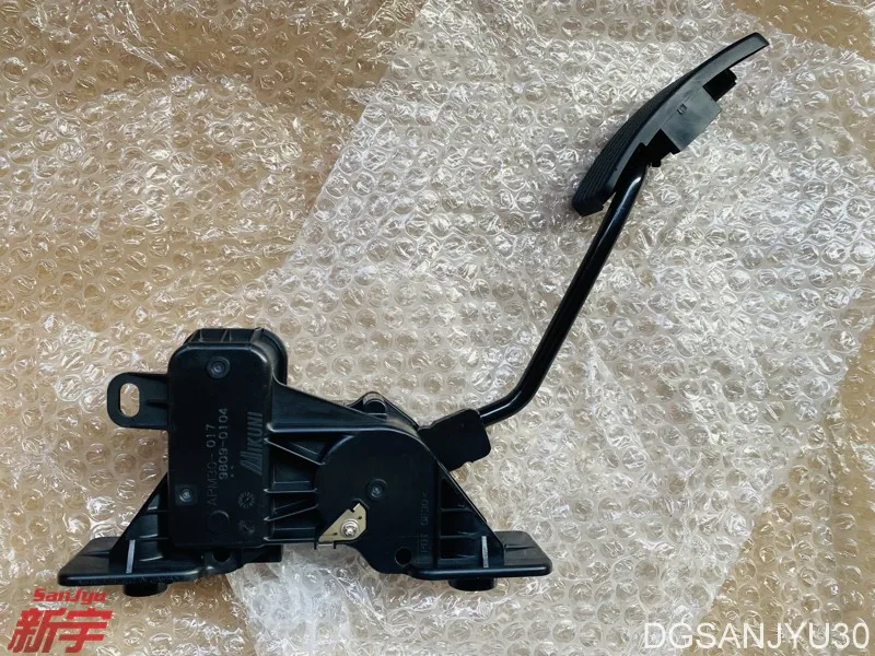 

PAJERO4 V90V80W PEDAL,ACCEL 1600A013