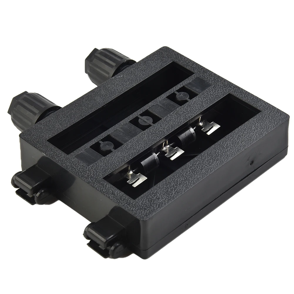 

Cable Connector Kit PPO 50W-120W Electrical Testing TOOL Junction Box PV Module Box 50W-120W 6A Junction Box PV Solar