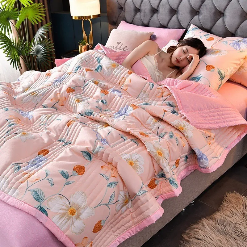 

Spring Summer Washed Cotton Thin Quilt Throw Comfortable Washable Quilt King Queen Size Double Bed Couple Adult Quilt