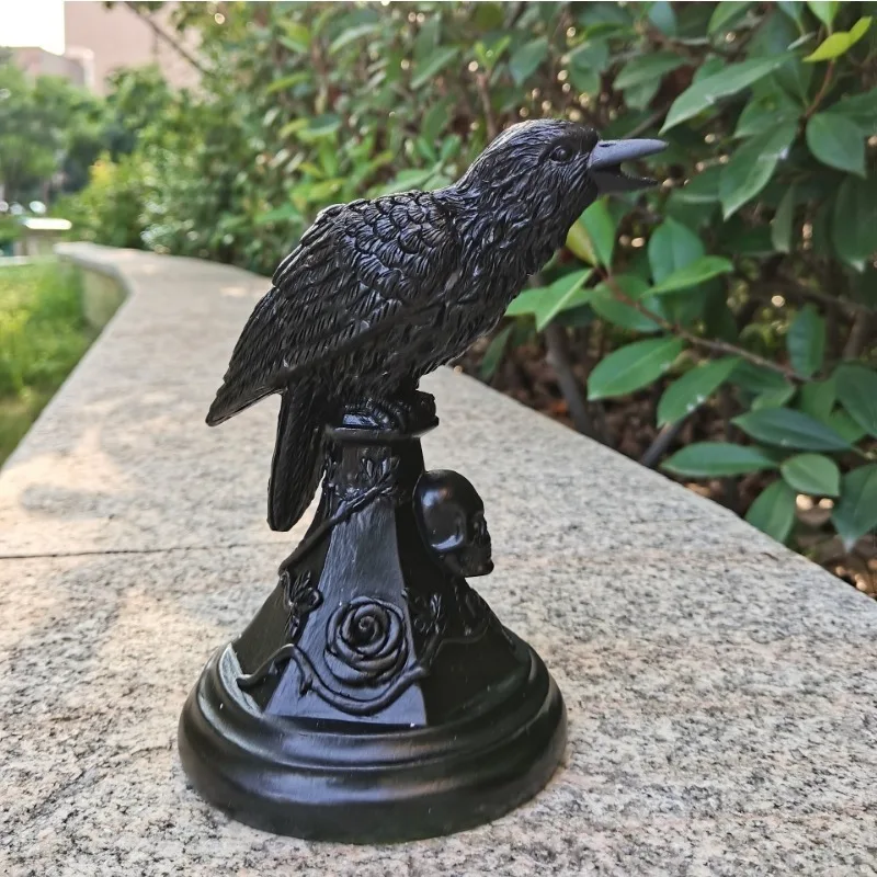 

Creative Home Decoration Accessories Halloween Gothic Candle Decoration Resin Home Decoration Owl Decoration Statue