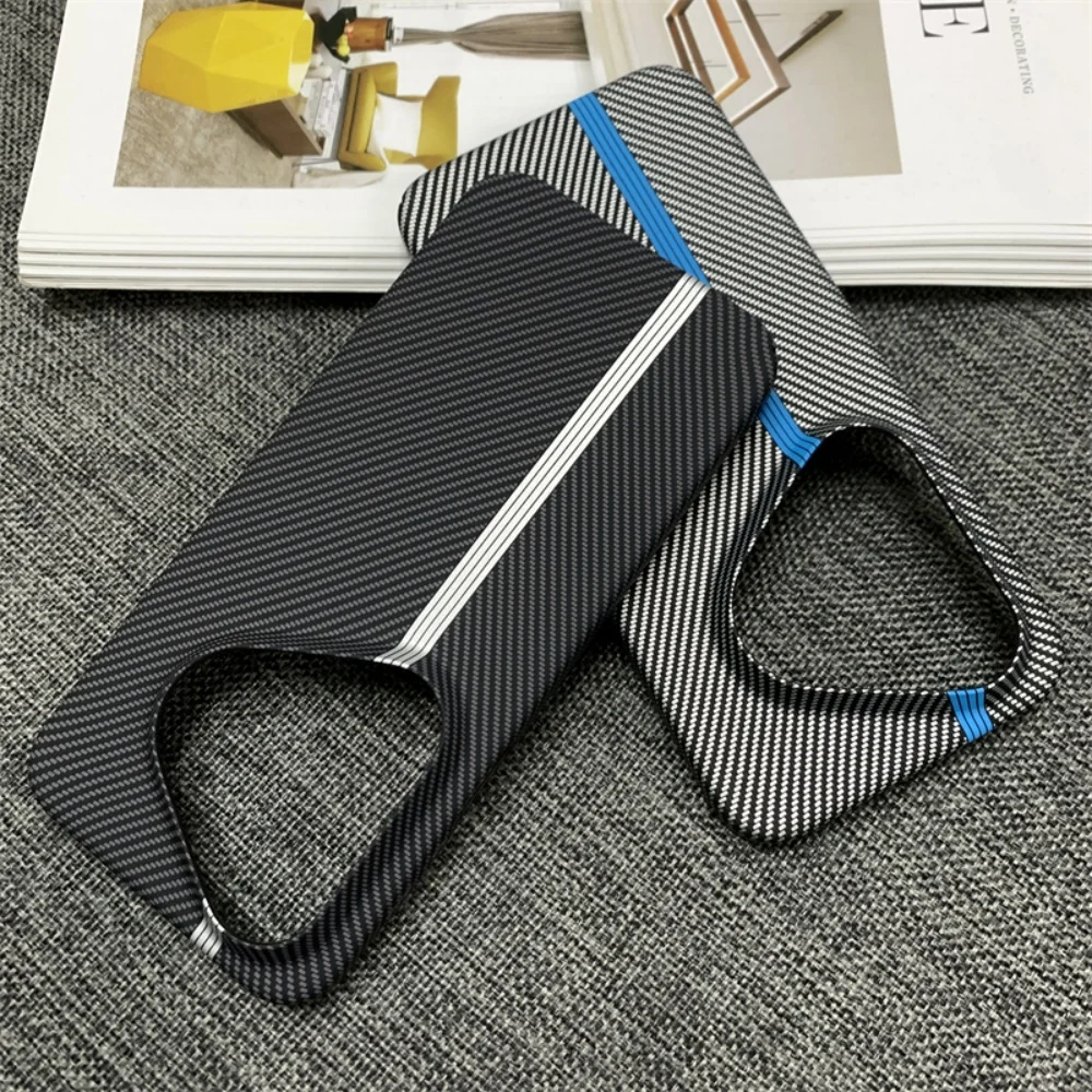 Carbon Fiber Track Pattern Cool Case with Heat Dissipation and Breathable Design