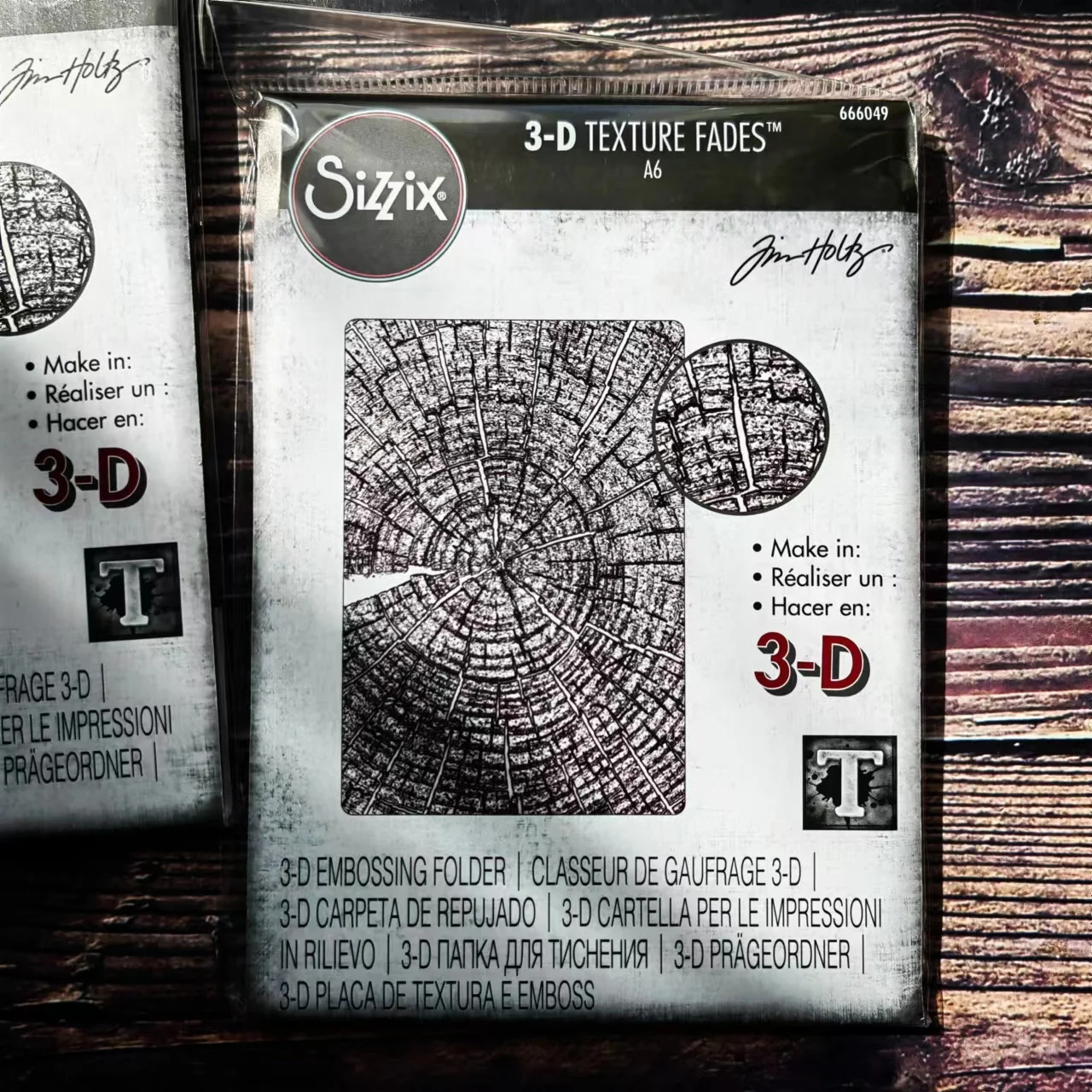 

Sizzix 666049 3-D Texture Fades Embossing Folder - Tree Rings by Tim Holtz