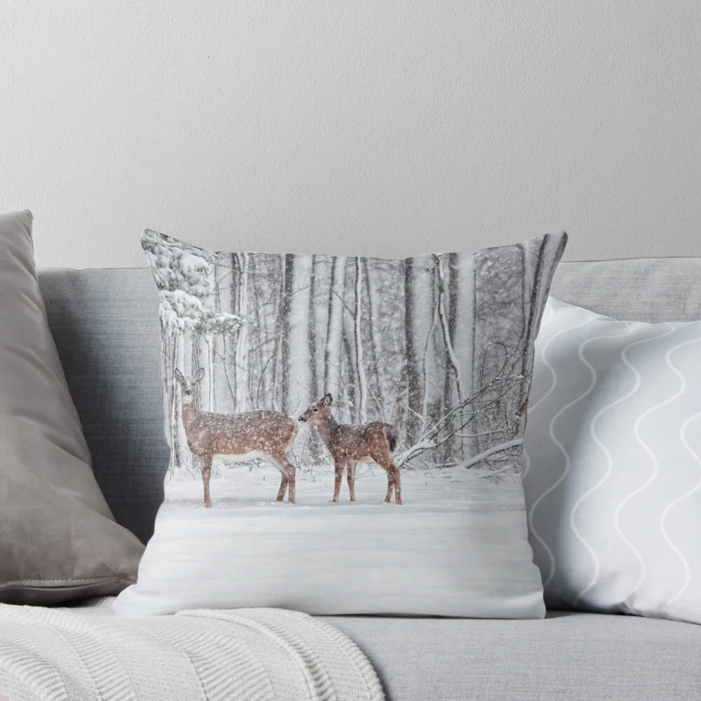 

Winter Visit Throw Pillow Cushions Home Decor Sofa Cushion Cover