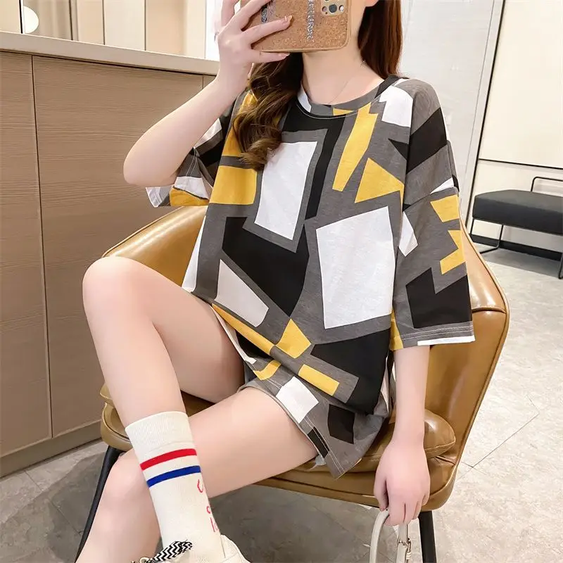 Elegant Fashion Harajuku Slim Fit Female Clothes Loose Casual All Match Tops Women Printed O Neck Insert Short Sleeve T-shirts