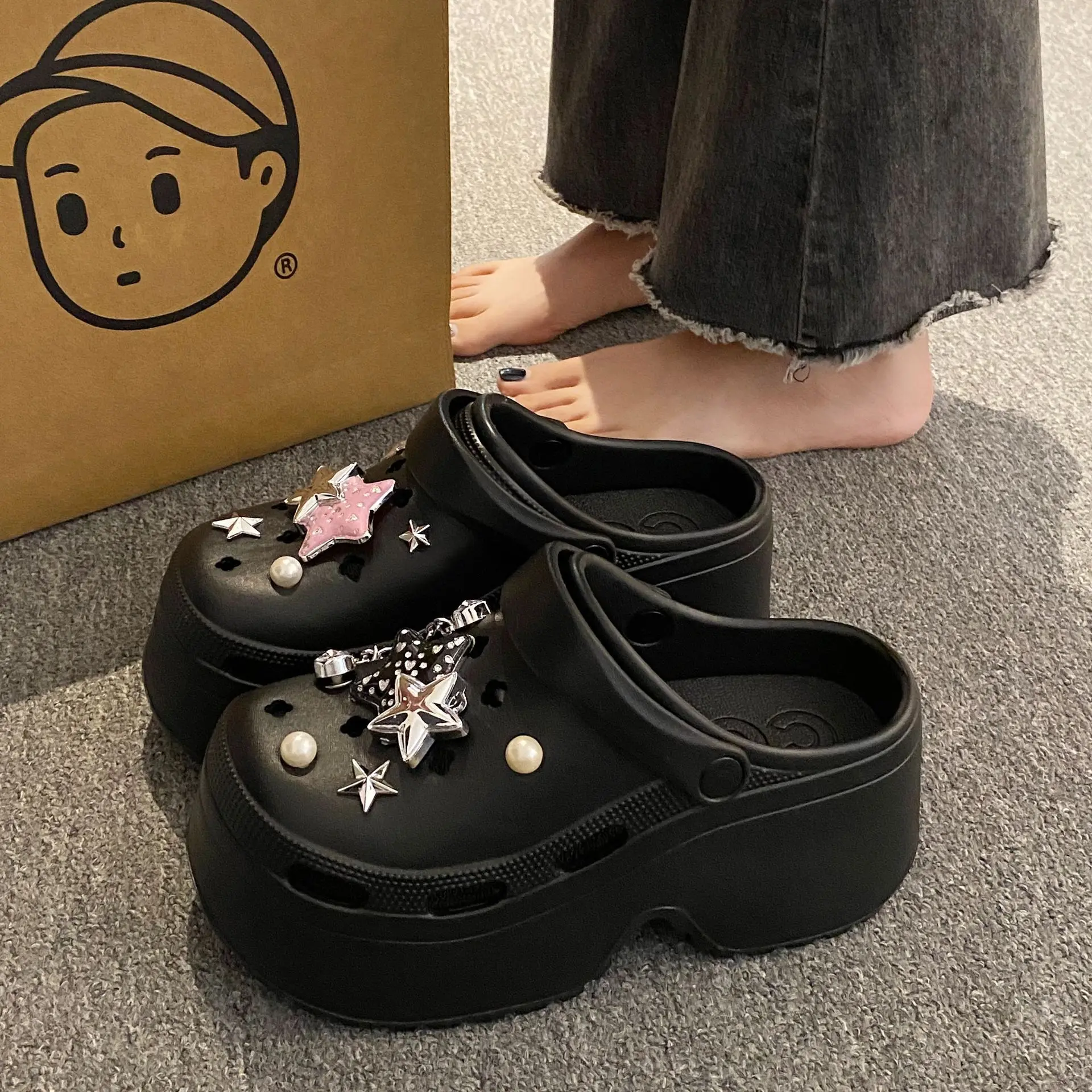 Women Clogs 2025 New Arrival Soft EVA Thick Platform Slippers Comfortable Garden Shoes Exquisite Fashion Girls Beach Sandals 6