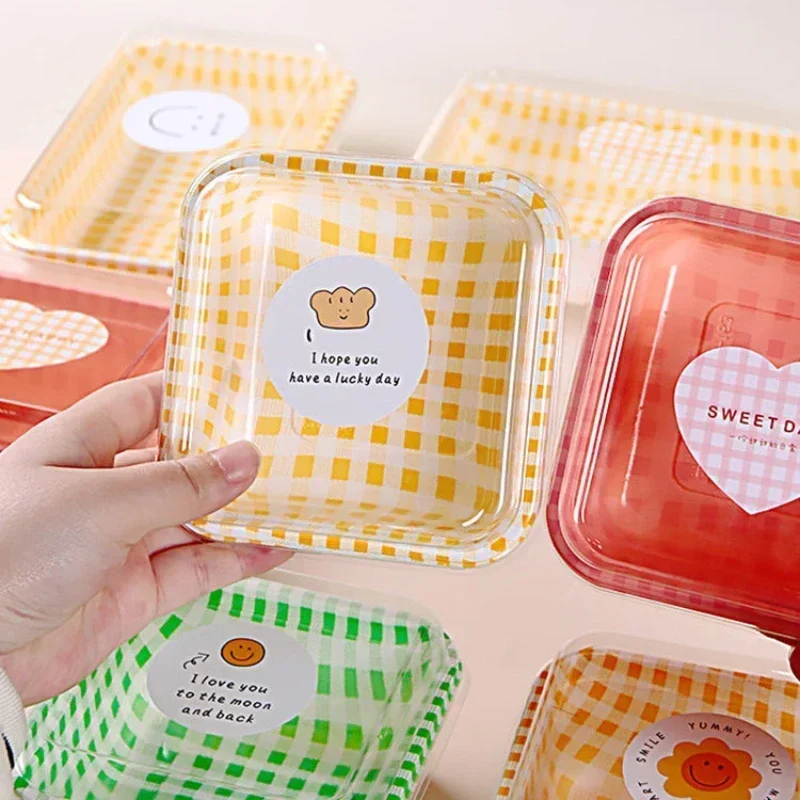 10Pcs INS Small Fresh Color Plaid Disposable Lid Bento Box Girls Picnic Sandwich Cake Fruit Packing Box Stall Food Containers