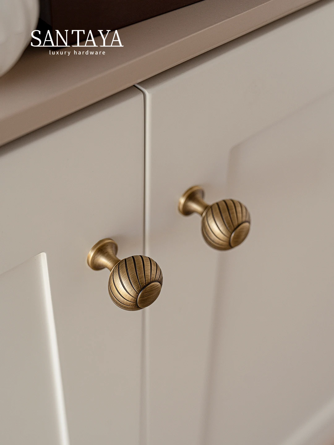Santaya Brushed Antique Brass Handles Kitchen Cabinet Pull Wardrobe Dresser Drawer Knob Shell Handle Furniture Hardware