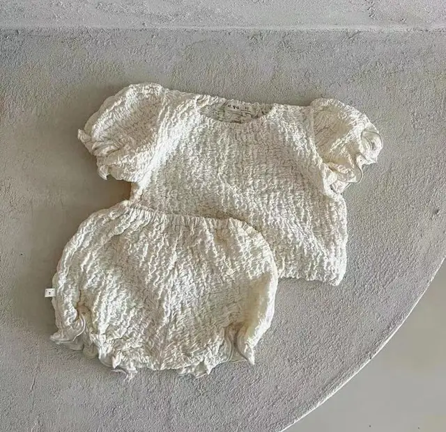 2022 Summer Baby Girl Short Sleeve Clothes Set Thin Cotton Infant Girl Outfits Casual Girl Princess T Shirt + Pp Pants 2pcs Suit beige 2pcs suit