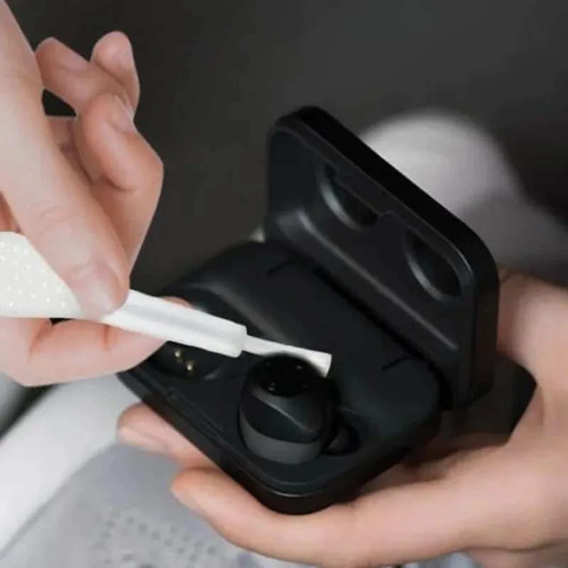 Universal Metal Charging Port Dust Plug & Cleaning Brush Kit - Premium Anti-Dust Accessory