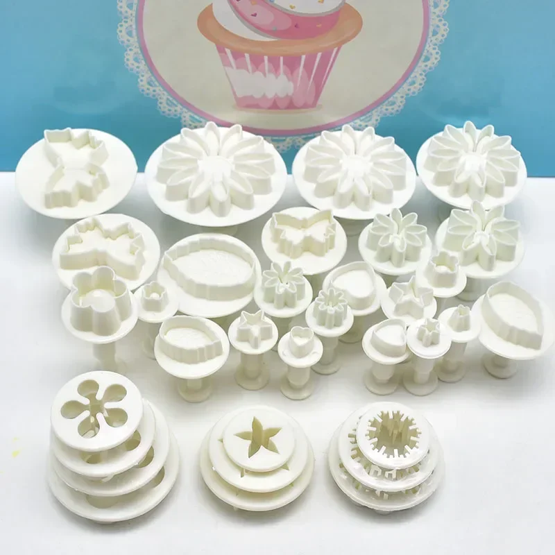 DIY Baking Supplies Cake Decoration Tools 33PCS/ Set Flower Set Plunger Knife Fondant Cake Biscuit Tool Cake Baking Accessories