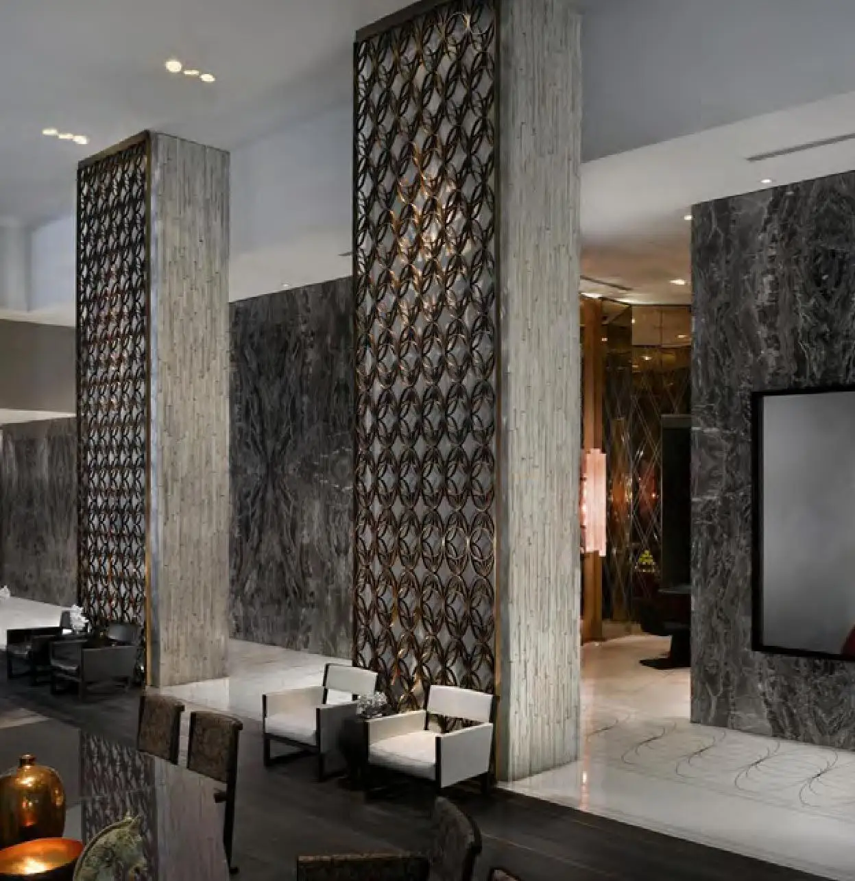 

Поставщик изделий Fit Out, декоративные экраны из нержавеющей стали с PVD покрытием, металлический блестящий золотой волнистый разделитель экрана