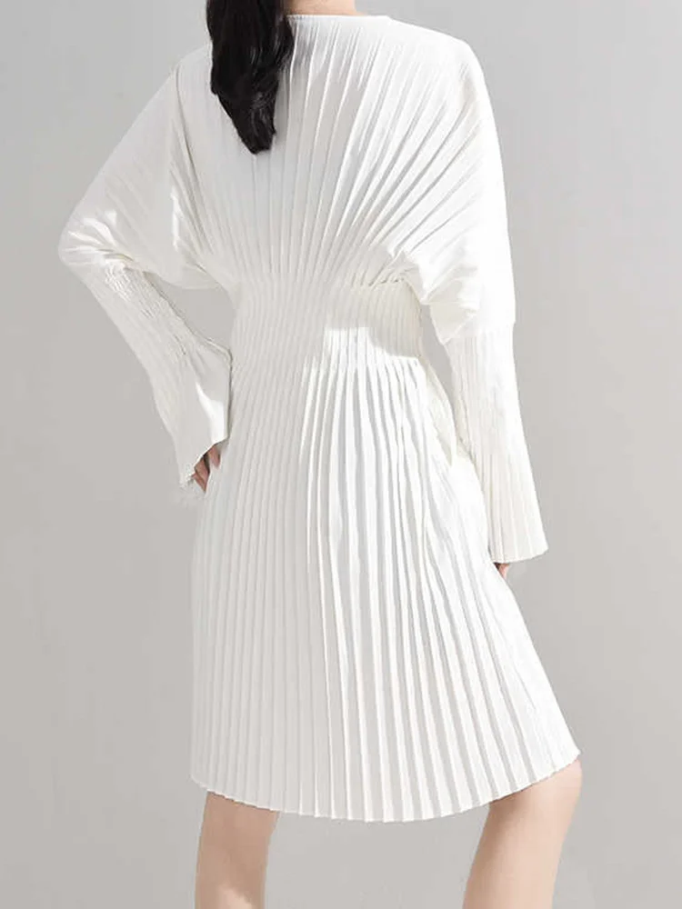 بلوزة نسائية بيضاء مقسمة بطيات ، مقاس كبير ، ياقة على شكل حرف V جديدة ، أكمام طويلة ، قميص فضفاض ، الربيع ، الصيف ، الموضة ، 1W326 ، 6 بلوزة نسائية بيضاء مقسمة بطيات ، مقاس كبير ، ياقة على شكل حرف V جديدة ، أكمام طويلة ، قميص فضفاض ، الربيع ، الصيف ، الموضة ، 1W326 ، 6