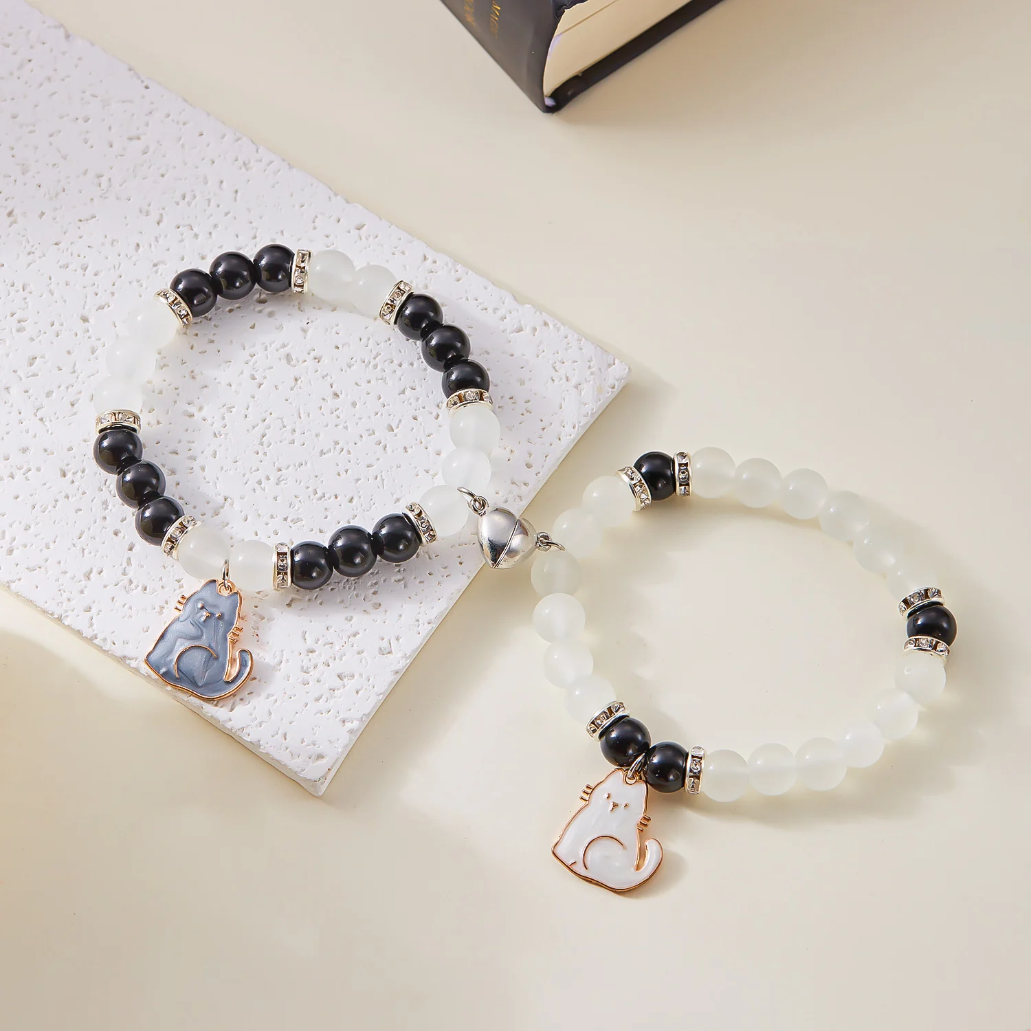2 Bracciali Coppia Magnetici A Cuore Con Ciondolo Gatto – Regalo Amicizia O San Valentino