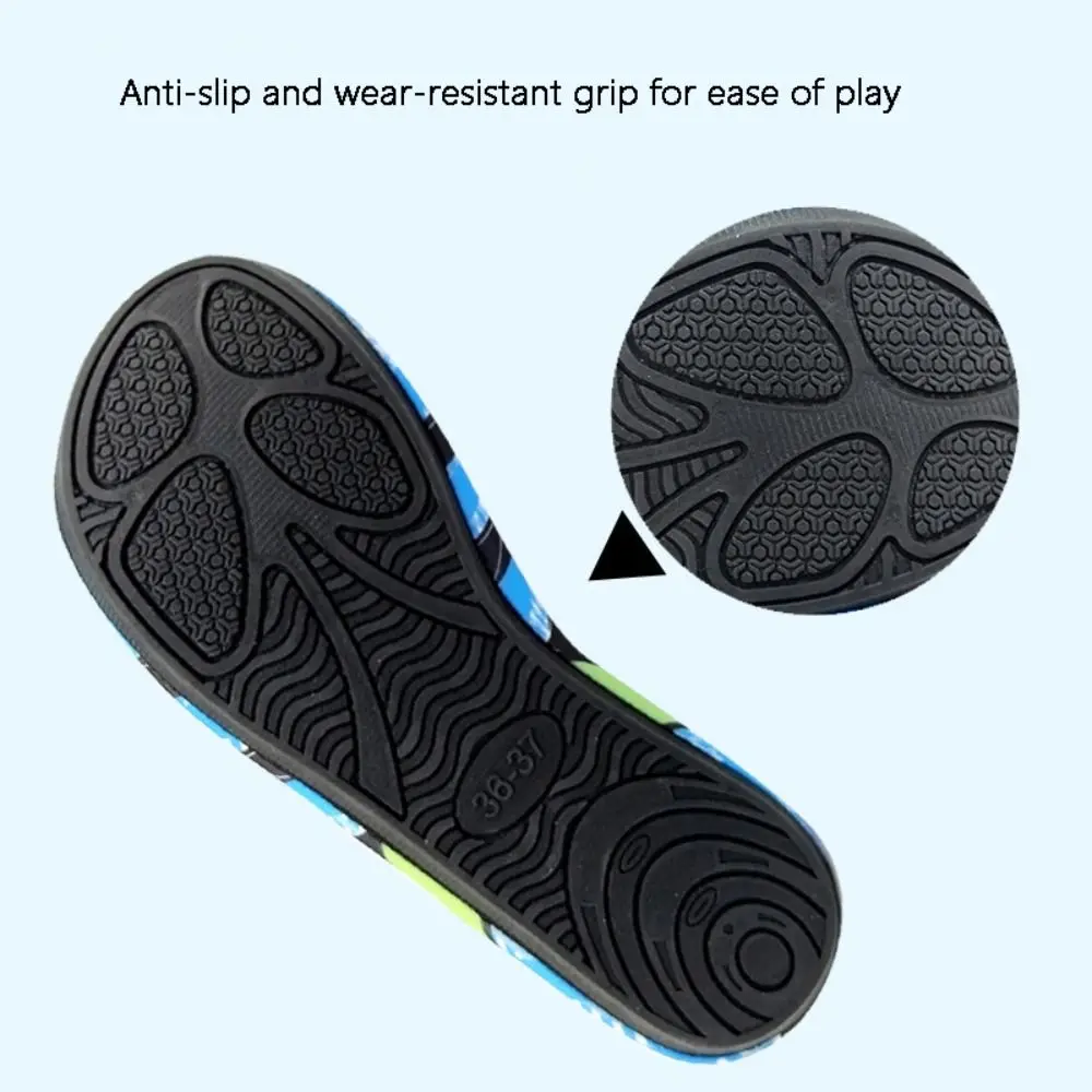 Nnti-slip Quick-Drying Water Shoes Unisex Light Swimming Sandals Flat Size 34-43 Swimming Aqua Slippers Footwear