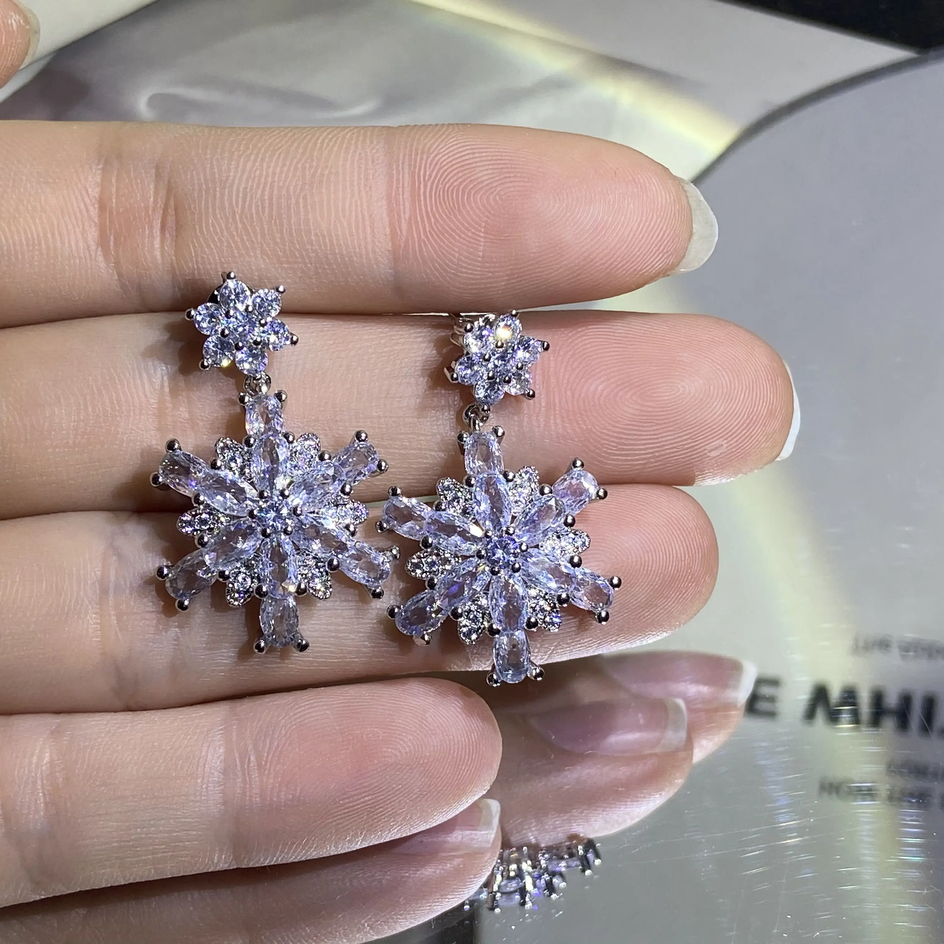 

2022 NEW Luxurious Flowers Crystal Earring For Women Real Diamond Zircon Engagement Wedding Gift Jewelry Accessorie
